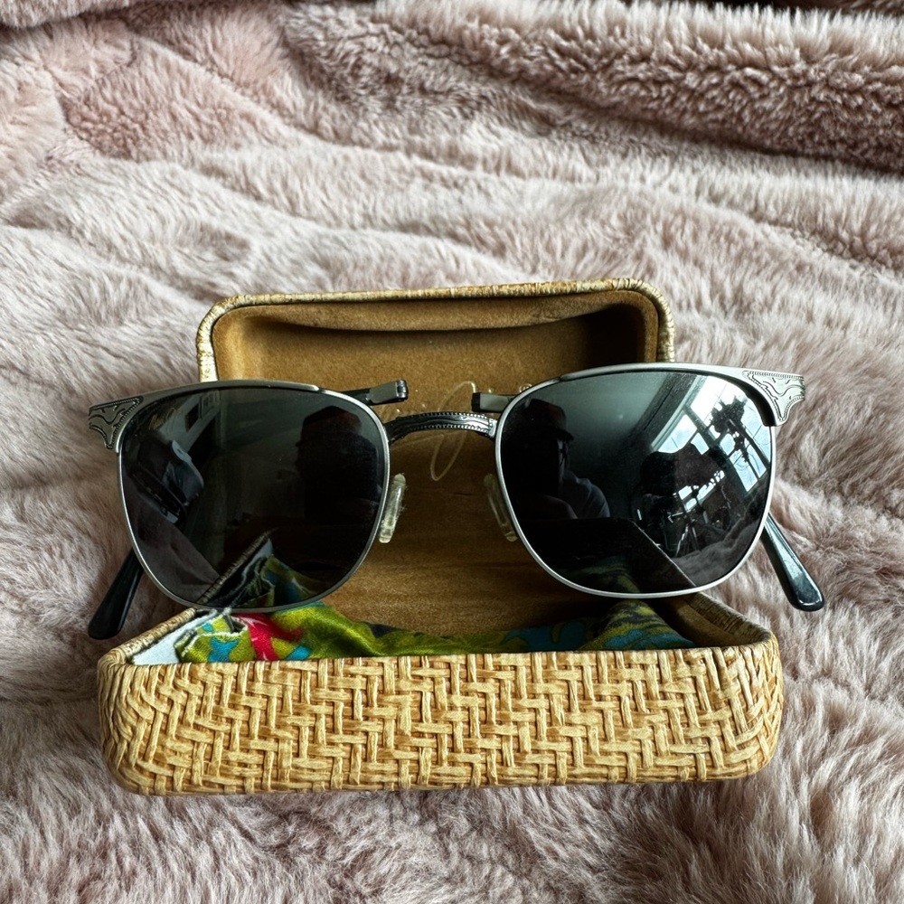 Maui Jim polarized folding sunglasses
